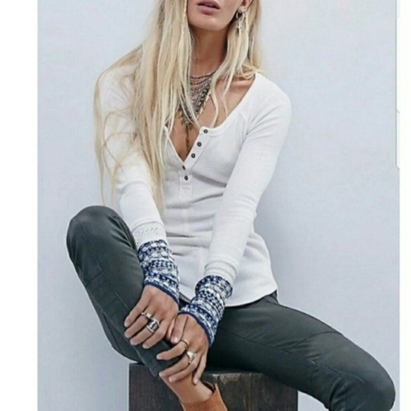 Free People Tops - Free People Ski Lodge cuff henley LAST CHANCE👀